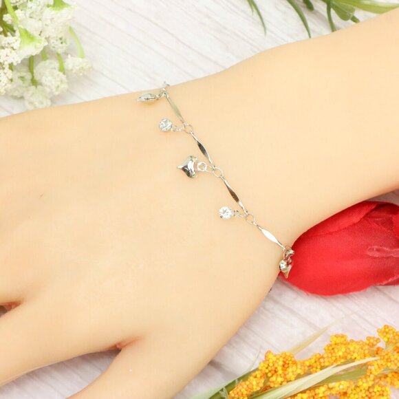 "Trendy Handmade Bracelet – A Thoughtful Gift for Girls & Women | UNVRC1134 - Picture 6 of 10